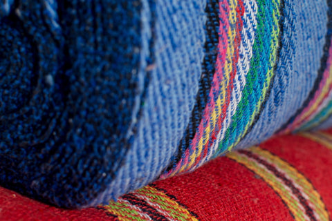 Jerga Color Azul/Roja Carpe · Rollo 25 m × 50 cm